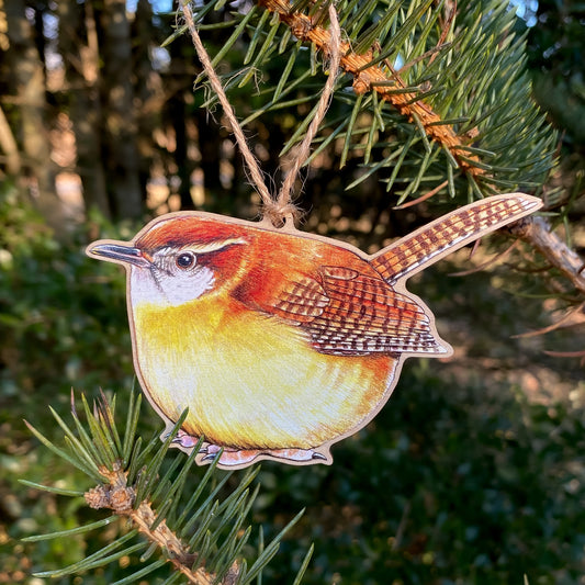 wood print ornament of a carolina wren